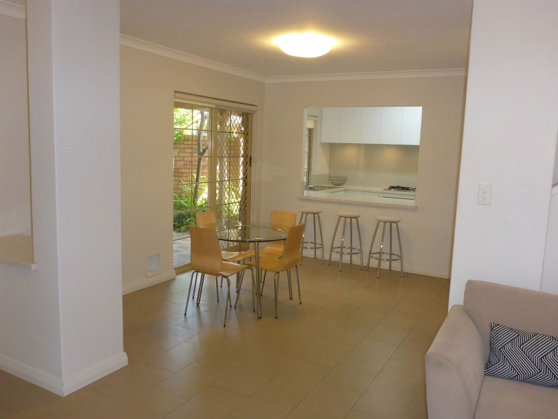 3/3 Hopetoun St, South Perth WA 6151