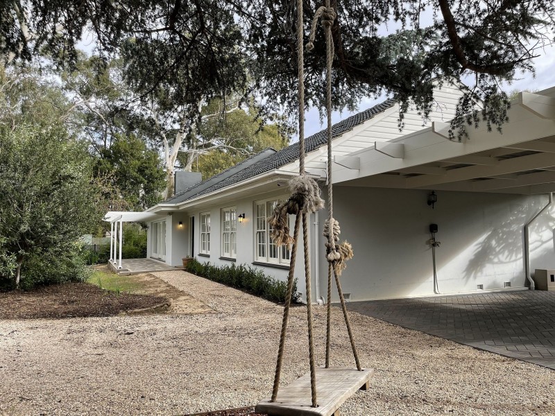 13A Ayr Ave, Torrens Park SA 5062