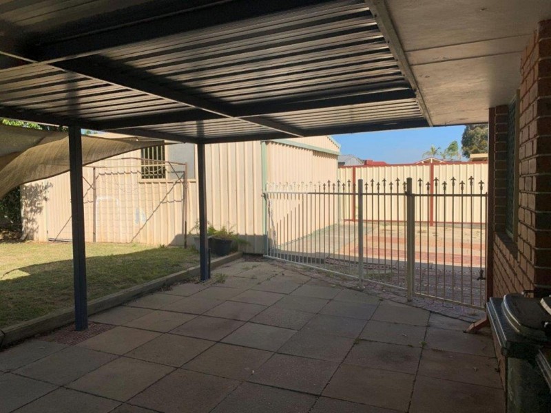 1 Patterson Dr, Middle Swan WA 6056