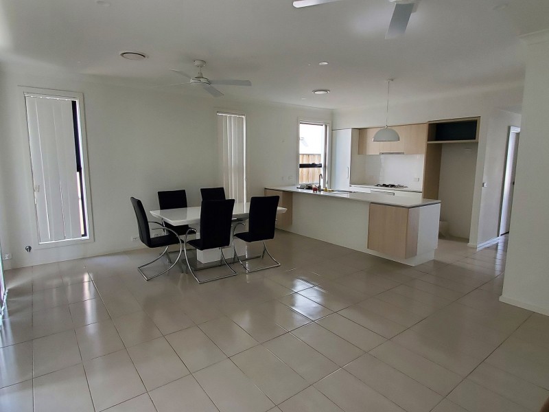 60 Greenbank Dr, Blacktown NSW 2148