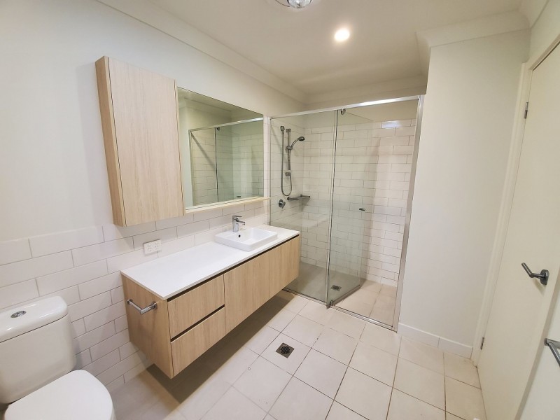 60 Greenbank Dr, Blacktown NSW 2148