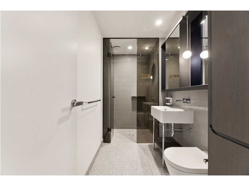 3809/160 Victoria St, Carlton VIC 3053