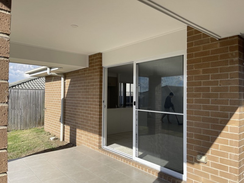 5 Calandra St, Redbank Plains QLD 4301