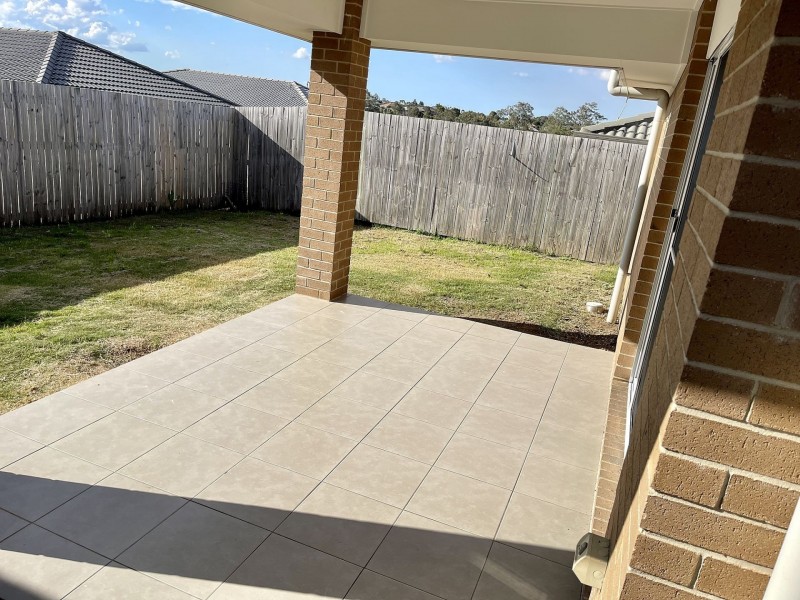 5 Calandra St, Redbank Plains QLD 4301