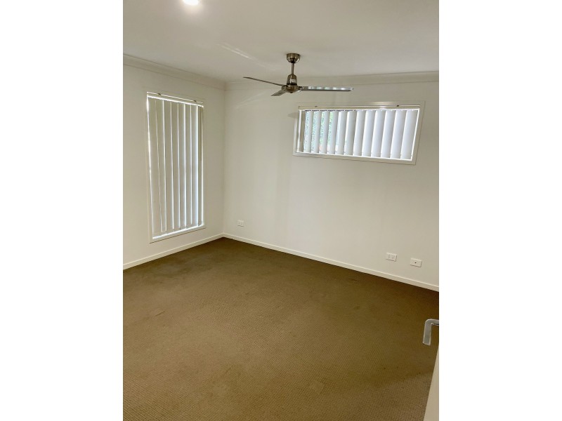 5 Calandra St, Redbank Plains QLD 4301