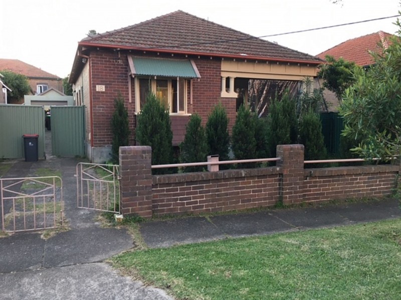 18 Timothy St, Hurstville NSW 2220