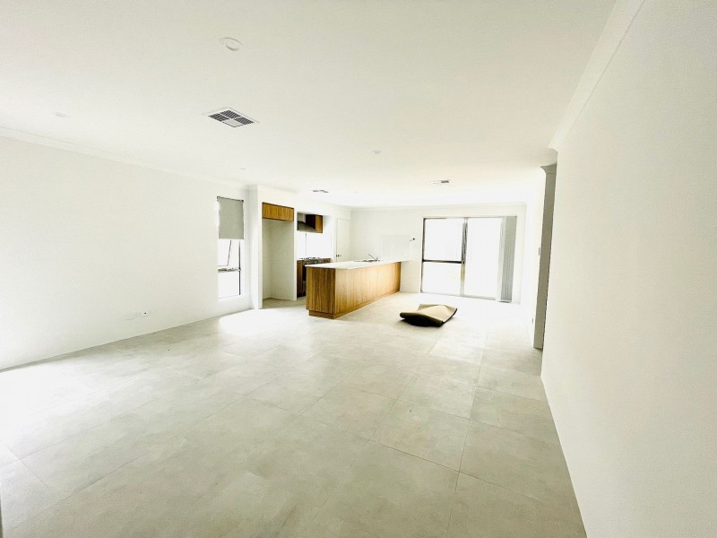 38 Sedano Cres, Wellard WA 6170