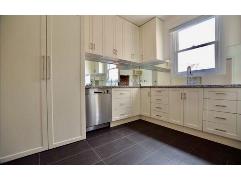 67 Mcgregor St, Middle Park VIC 3206