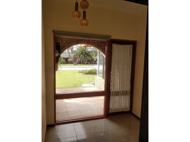 10 Poseidon Way, Parkwood WA 6147