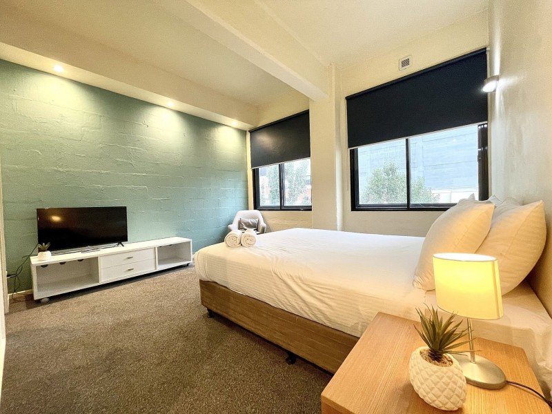 24/300 King St, Melbourne VIC 3000