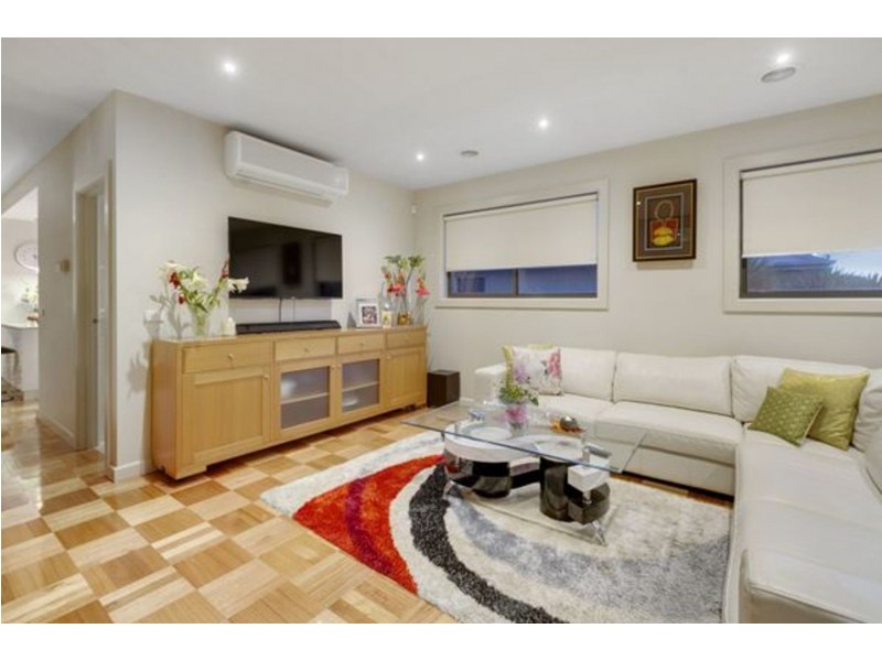 10 Summit Rd, Frankston VIC 3199