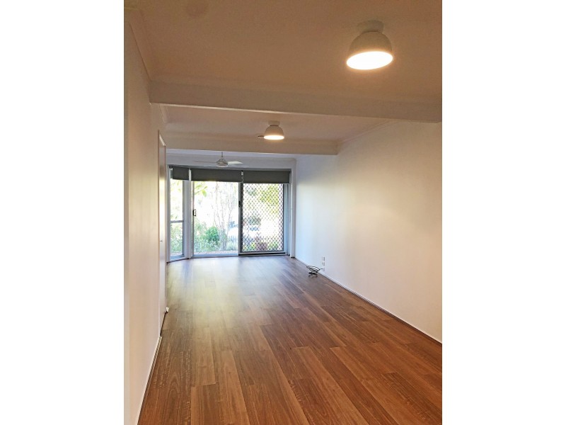 6/2 Rainbow Dr, Mudgeeraba QLD 4213