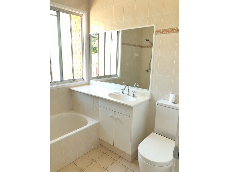 6/2 Rainbow Dr, Mudgeeraba QLD 4213