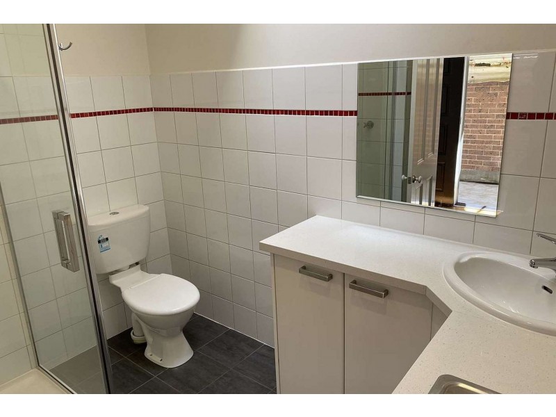 88 Barrow St, Brunswick VIC 3056