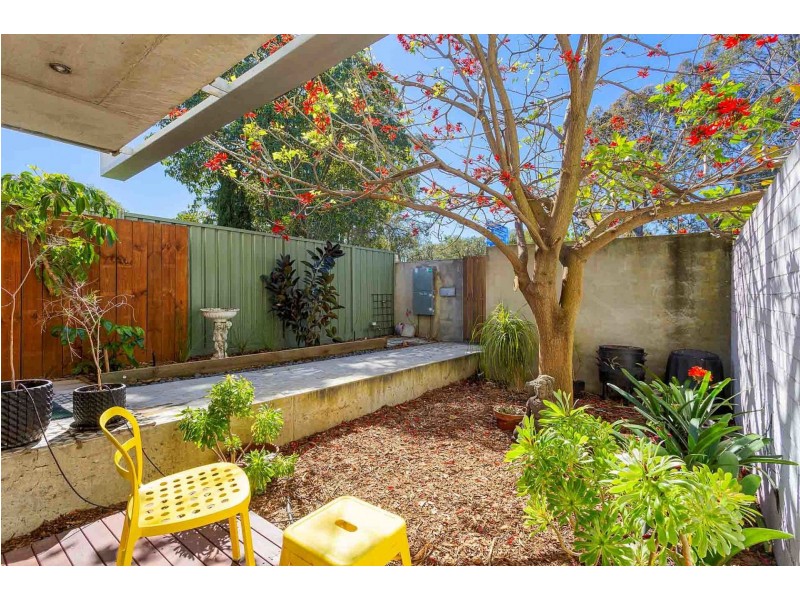 87A Winthrop Ave, Nedlands WA 6009