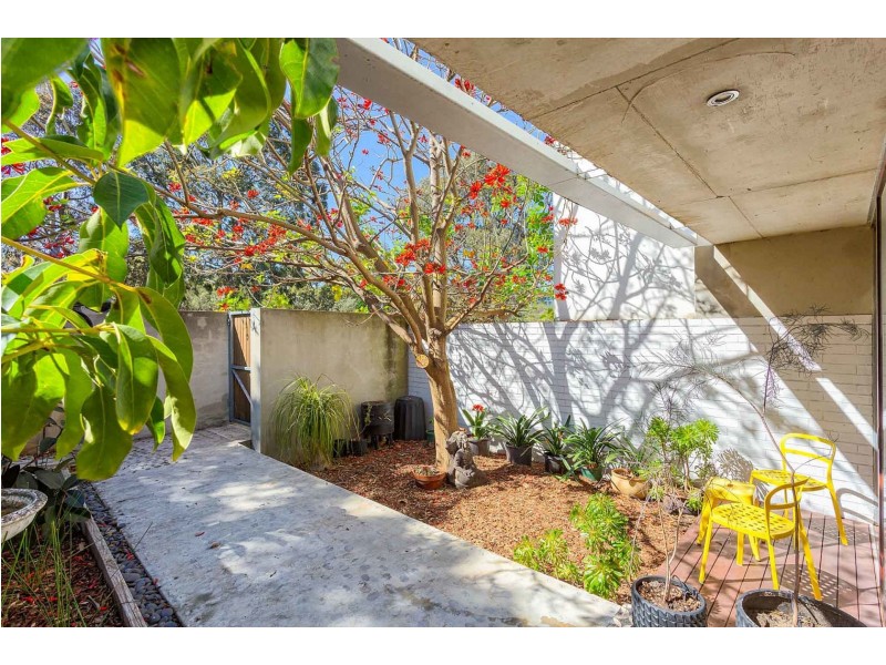 87A Winthrop Ave, Nedlands WA 6009