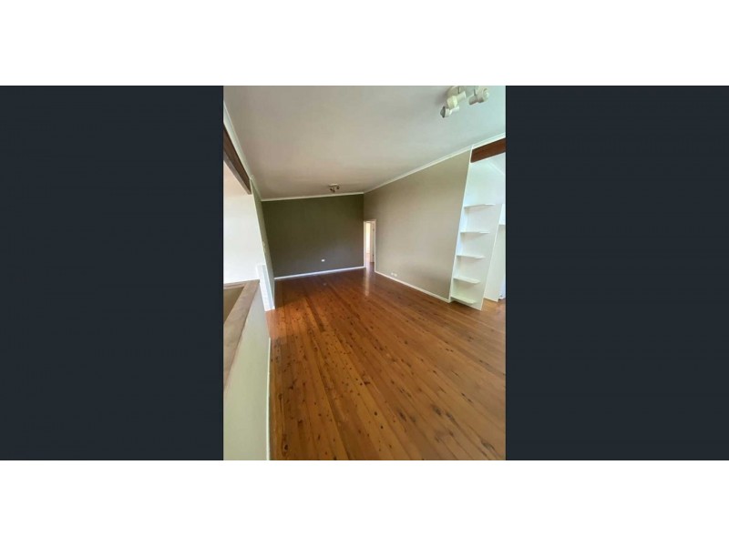 9 Sibyl St, Southport QLD 4215