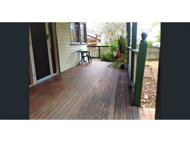 9 Sibyl St, Southport QLD 4215