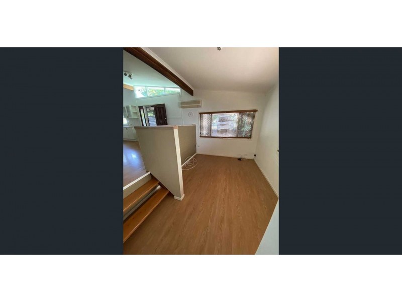 9 Sibyl St, Southport QLD 4215