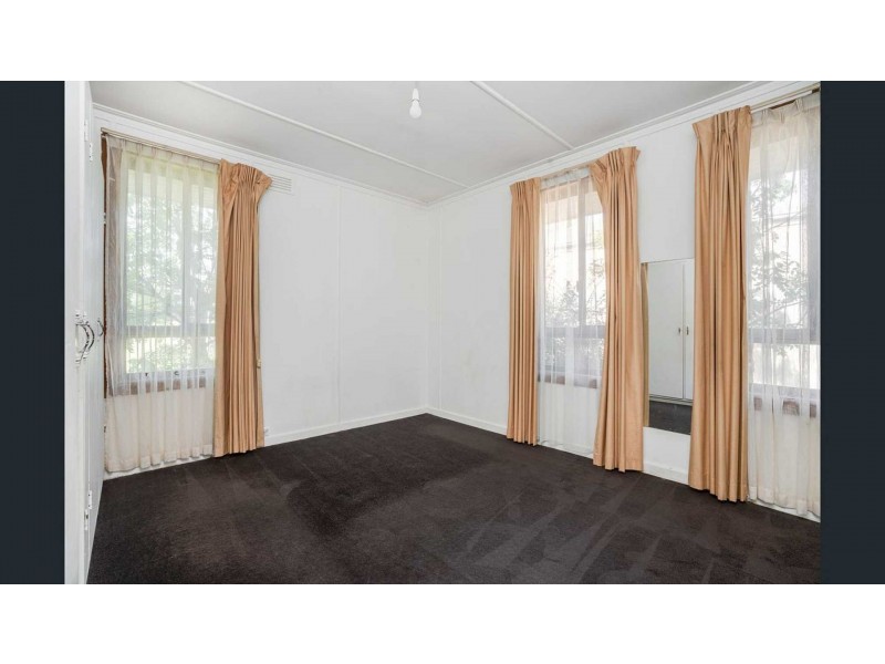 24 Camellia Cres, Norlane VIC 3214