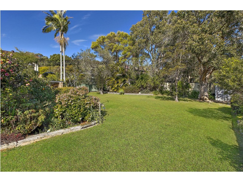 2 Ulmarra Rd, Forresters Beach NSW 2260