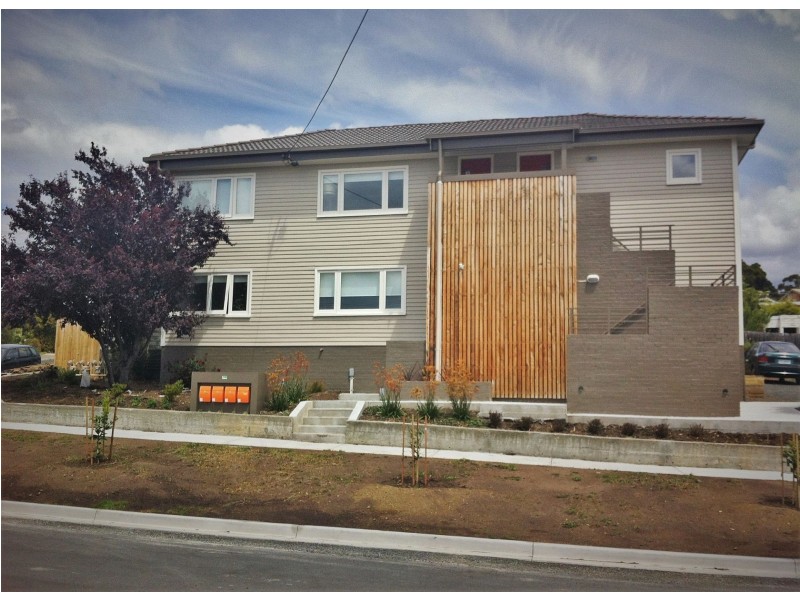 1/2 Dumas Pl, Moonah TAS 7009