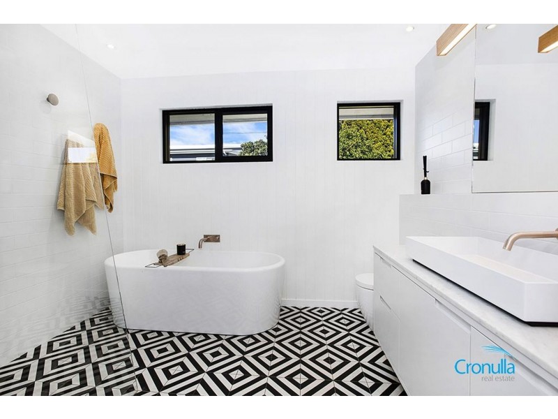 12 Animbo St, Miranda NSW 2228