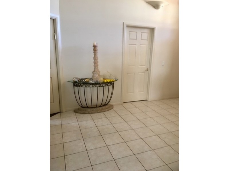 30 Montevideo Dr, Clear Island Waters QLD 4226