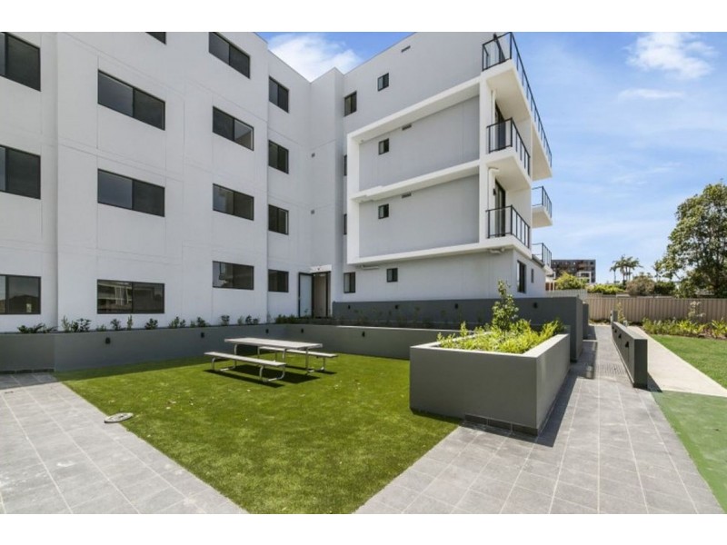 9-13 Patricia St, Mays Hill NSW 2145