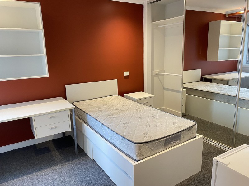 8/51 Station St, Burwood VIC 3125