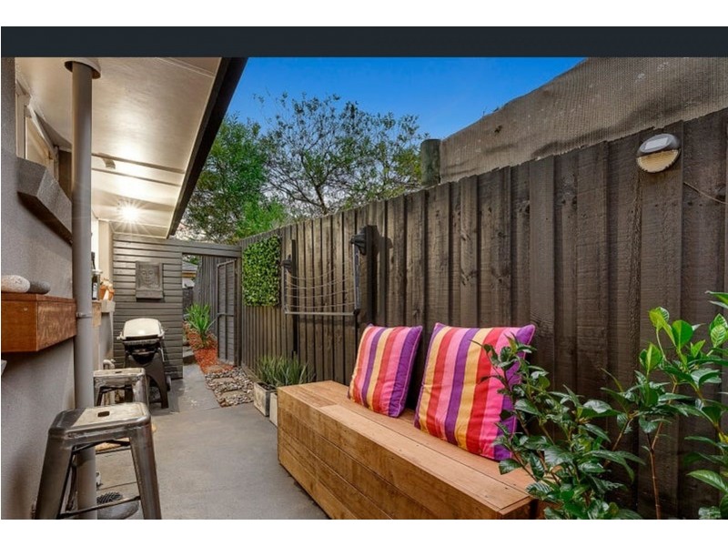 1/2 Campbell St, Heathmont VIC 3135