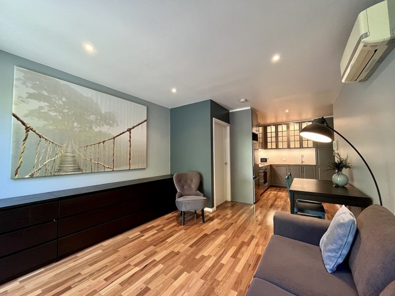 3/237 Hampton St, Hampton VIC 3188