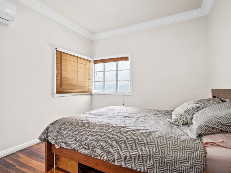 41 Plimsoll St, Greenslopes QLD 4120