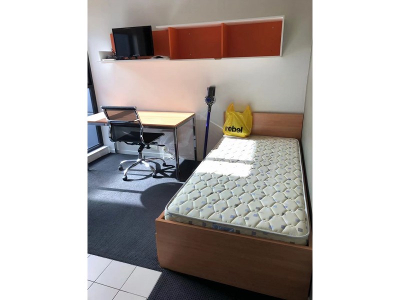 809/9-13 Earl St, Carlton VIC 3053