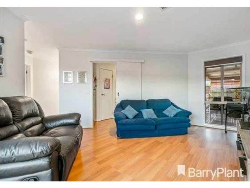 5 Lorraine Cl, Hoppers Crossing VIC 3029