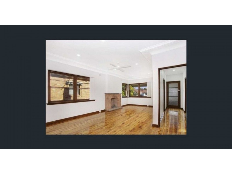 31 Tallawalla St, Beverly Hills NSW 2209