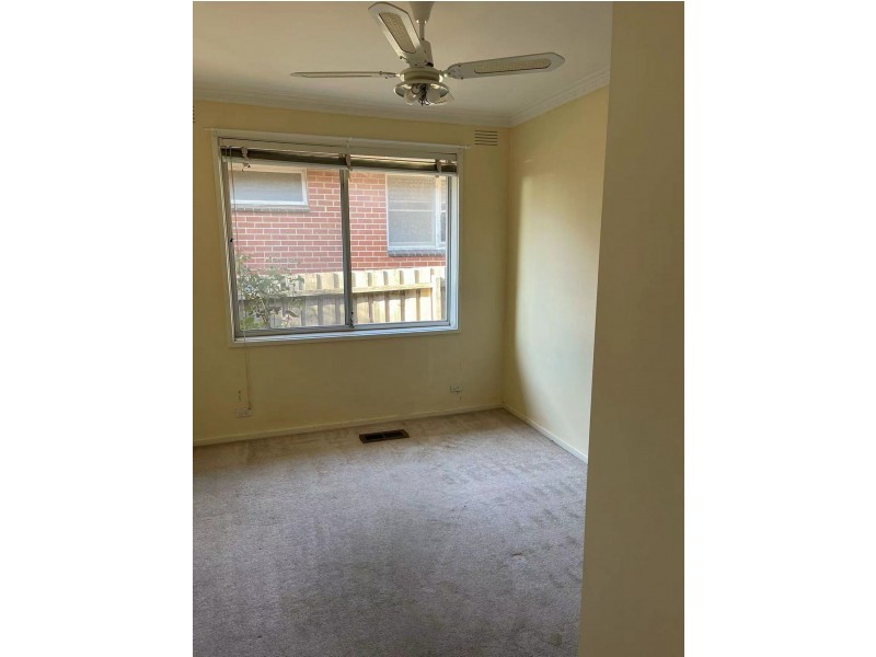 29 Watsons Rd, Glen Waverley VIC 3150
