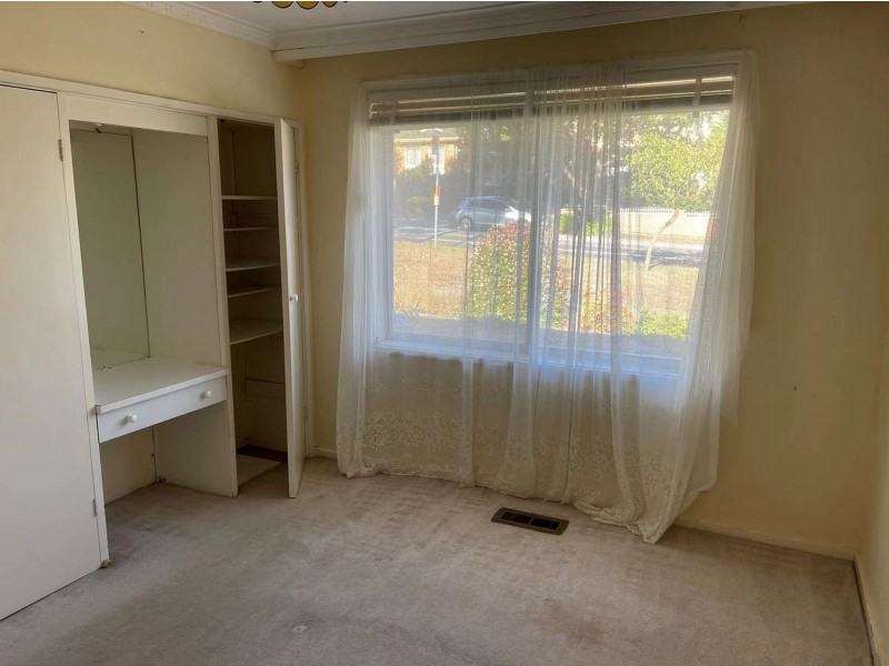 29 Watsons Rd, Glen Waverley VIC 3150