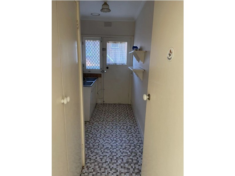 29 Watsons Rd, Glen Waverley VIC 3150