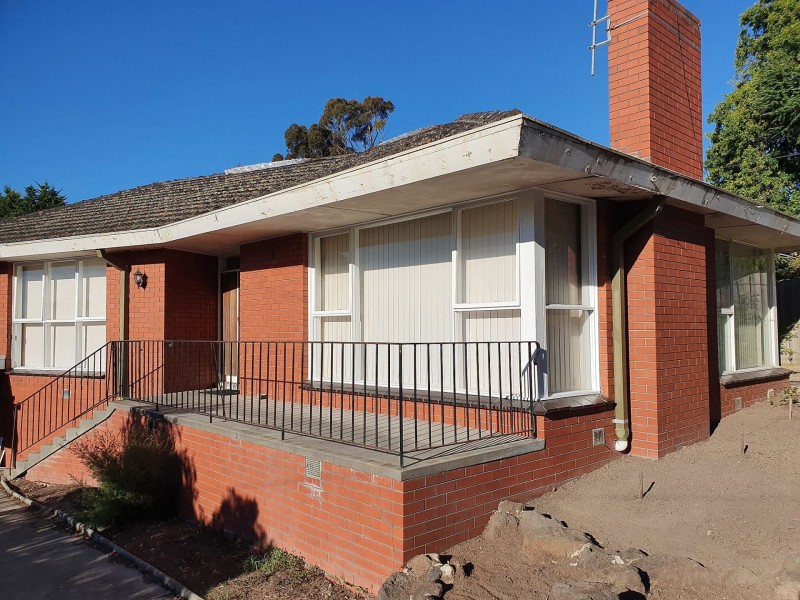 21 St Clems Rd, Doncaster East VIC 3109