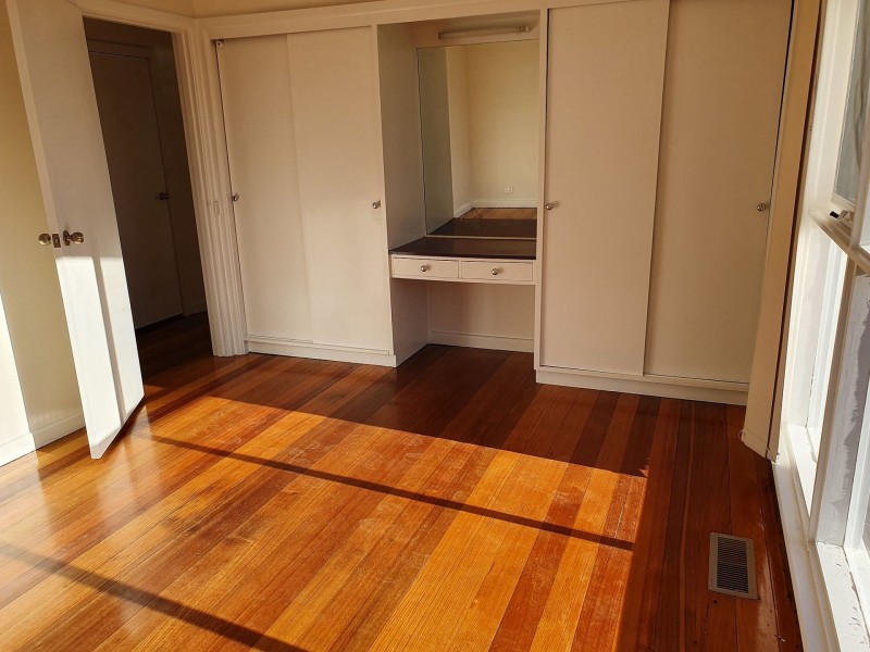 21 St Clems Rd, Doncaster East VIC 3109