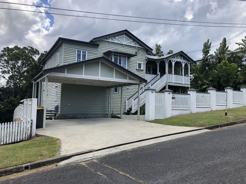 23 Bindaree St, Greenslopes QLD 4120