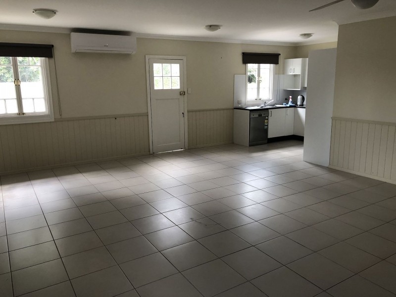 23 Bindaree St, Greenslopes QLD 4120