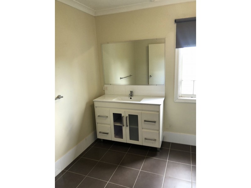 23 Bindaree St, Greenslopes QLD 4120