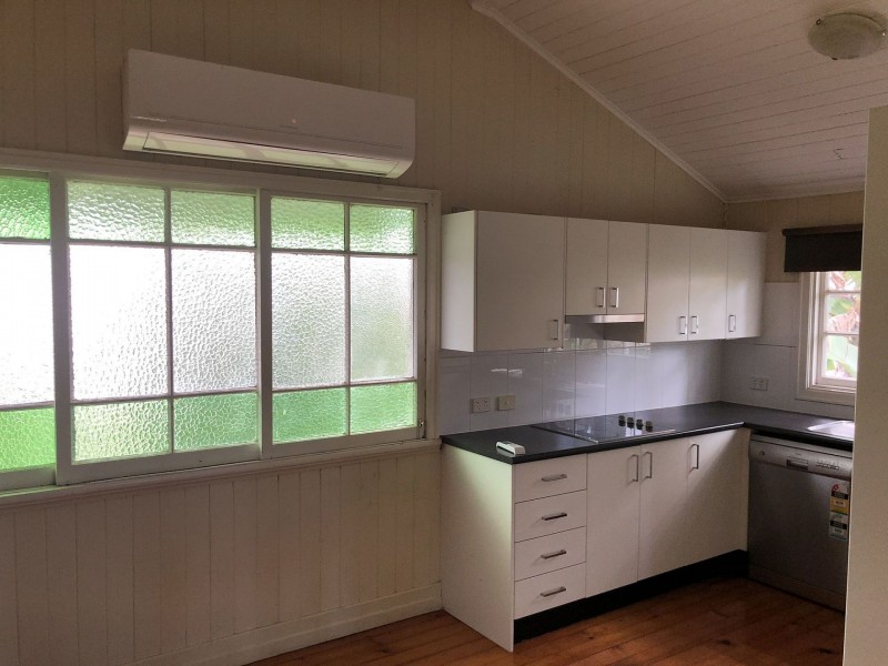 23 Bindaree St, Greenslopes QLD 4120
