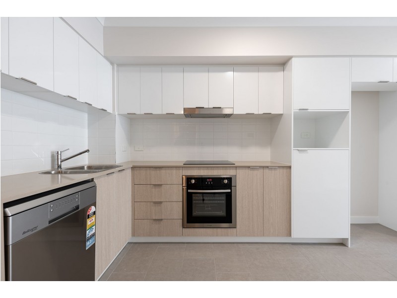 24/10-18 Pikki St, Maroochydore QLD 4558