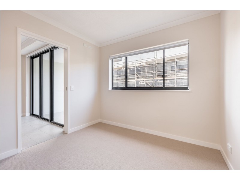 24/10-18 Pikki St, Maroochydore QLD 4558