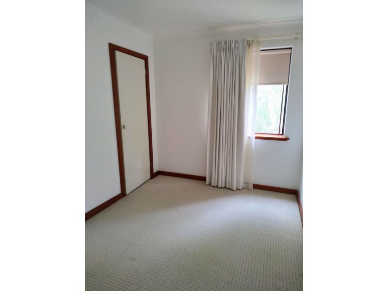 22A Money Rd, Melville WA 6156