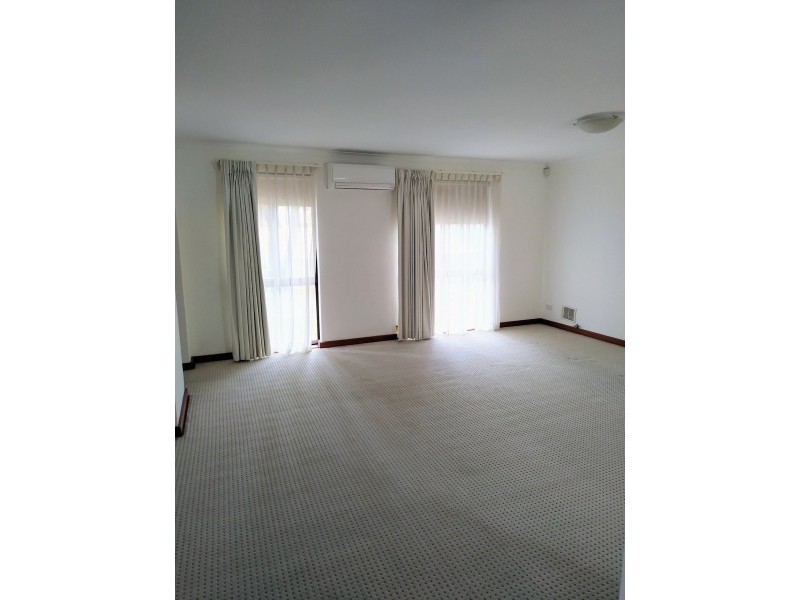 22A Money Rd, Melville WA 6156