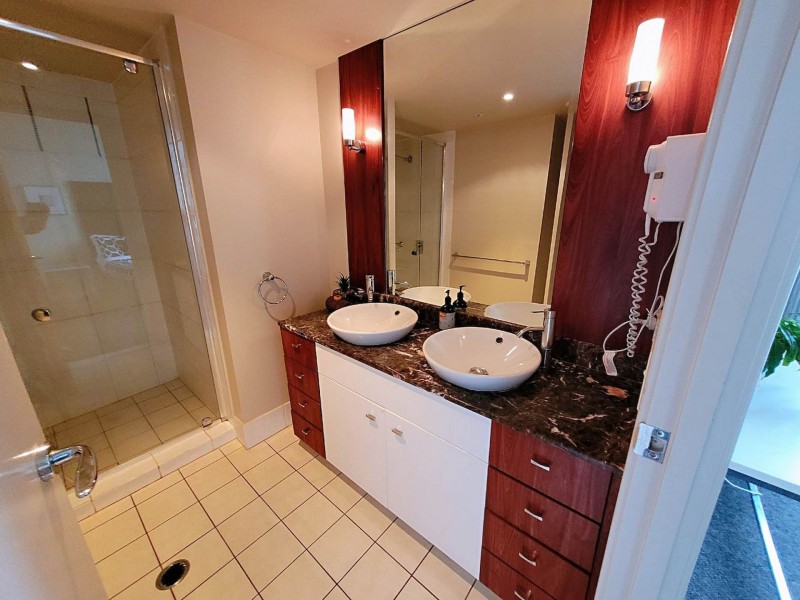 2225/23 Ferny Ave, Surfers Paradise QLD 4217